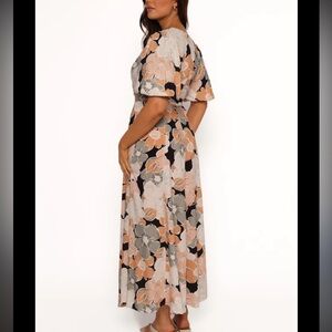 Chic Floral Midi Dress in Black, Orange, and Gray